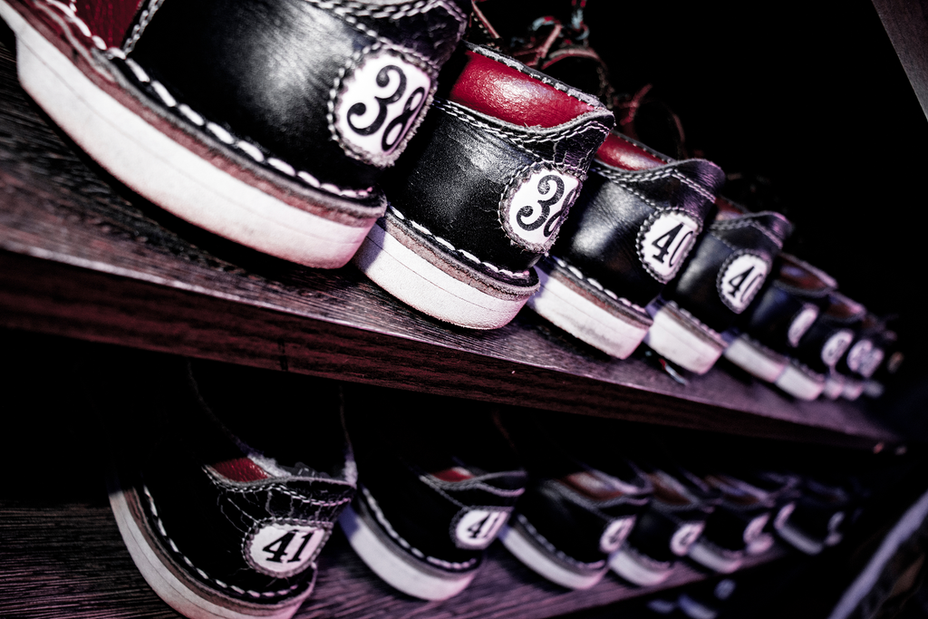 Affordable best sale bowling shoes